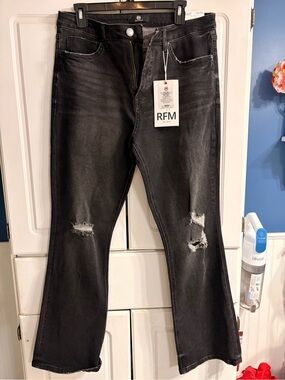 Women's Black Distressed Straight-Leg Jeans
